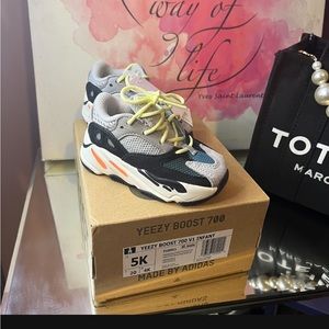 Authentic Brand New Adidas Yeezy Wave Runner